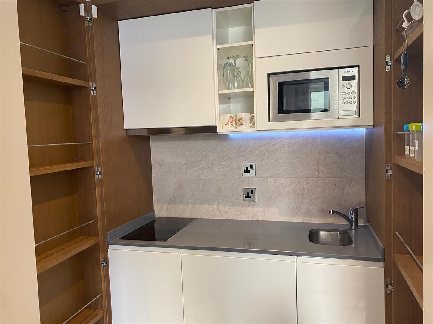 Image of Apartment - 1 Bathrooms for Sale in West One, Eurotowers-Gibraltar, Image 2